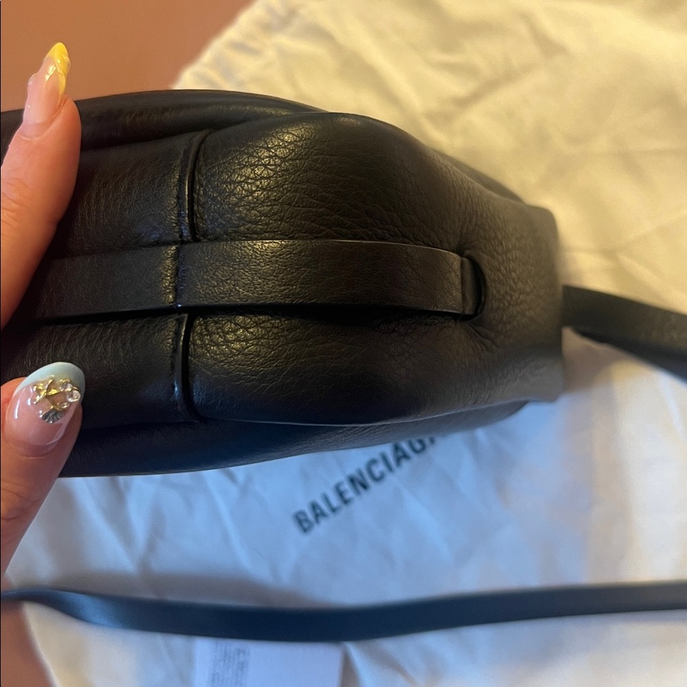 Balenciaga Camera Bag - Picture 10 of 12